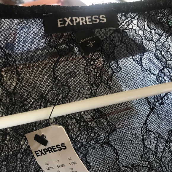 π₯ Sweetheart Neck Lace Blouse - Picture 6 of 12